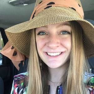 Meet your Posher, Karina